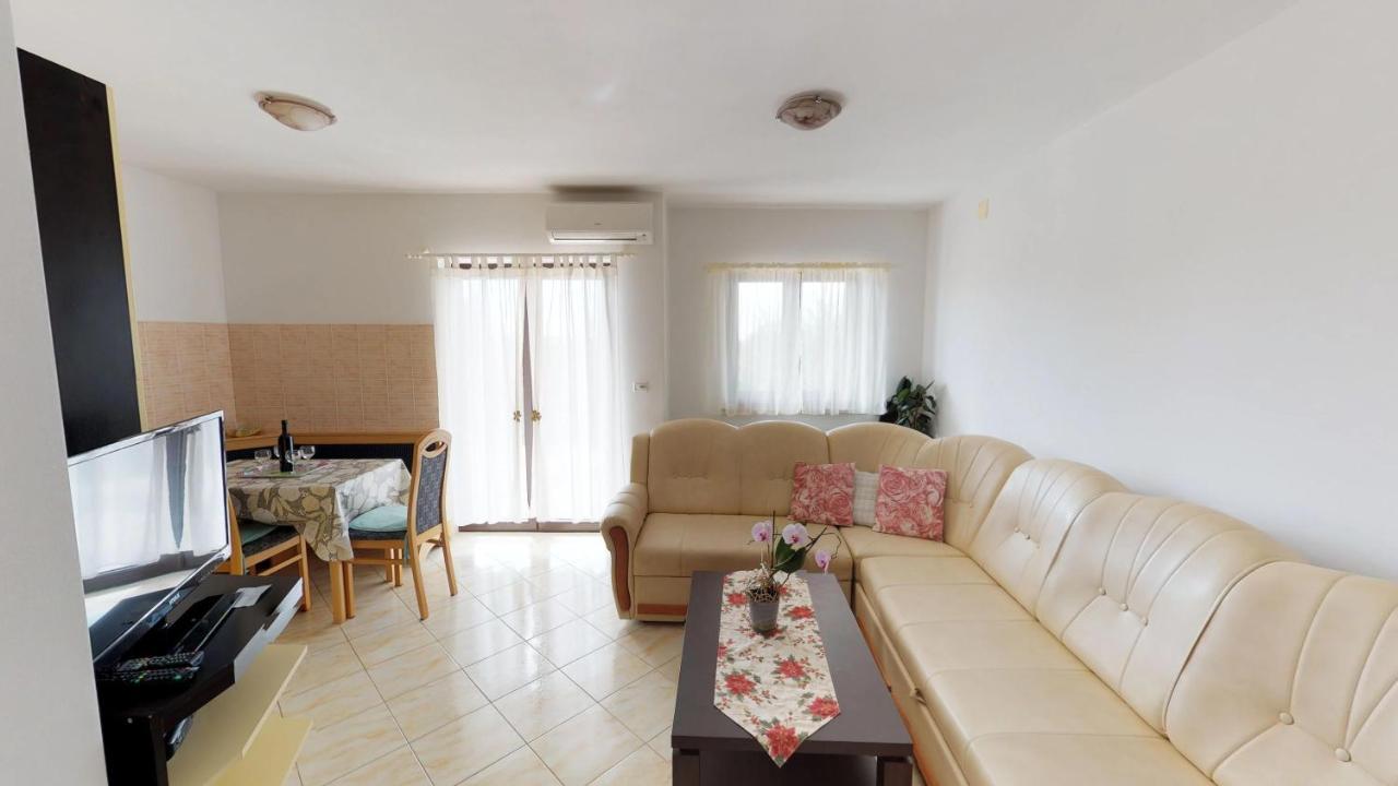 Apartments Goga Umag Exterior foto